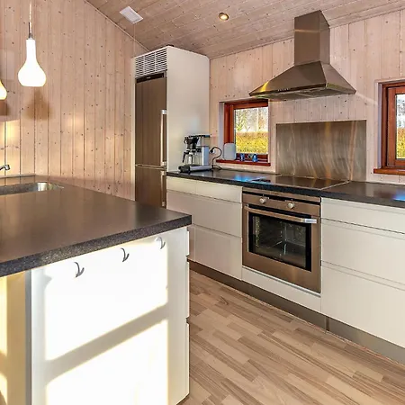 3 Bedroom Beautiful In 別荘